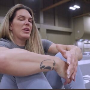 Amanda Leve Instagram - #FailureFriday: Here you will see & hear Gabi making a huge mindset mistake. You should NEVER underestimate your opponent.

Ironically, that is something my dad would ALWAYS say to me as a kid. 

If I ever lose a match...It will never be because I underestimated someone. 

Watch the full version of “Amanda Leve Shocks The World” on @flograppling ! 🔥

#giantslayer #bully #bjj #grappling #jiujitsu #amandaleve #bjjgirls #submissiongrappling #nogi #wno #flograppling #lesson #jiujitsulife #wrestling #pfl #mma #wmma #whosnumberone #mindset #mistake #mmacoin #skilledviolence #gabigarcia #unfortunately