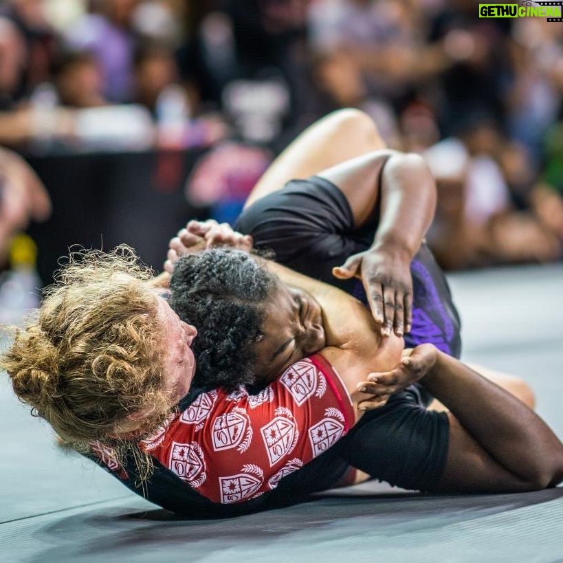 Amanda Leve - 543 Likes - Jiu Jitsu True or False: Anything below the nose is neck.
If you answered true….you are correct! 🤪
📸— @jitzpix
Thanks for the pic!
#🎒 #rearnakedchoke #ADCCopen #rearnakedstrangle #rnc #jiujitsu #mma #bjj #grappling #jiujitsugirls #grapplinggirls #nogi #wrestling #bjjgirls #backtakes #backtake #backpack #pfl #ufc #bellator #wno #adcc #submission #submissiongrappling #tap #tapout