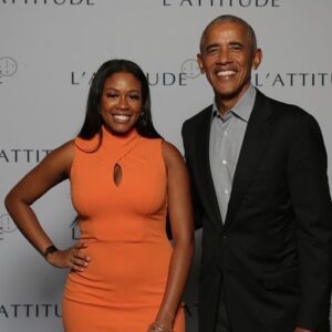 Amanda Scott Instagram - Had the distinct honor of meeting our forever president.  @barackobama thank you ❤️‍🔥🫶🏽🤸🏽‍♀️