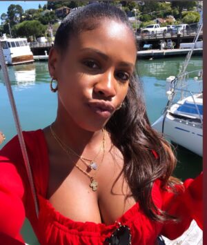 Amanda Scott Instagram - You a lil hot girl 🌶