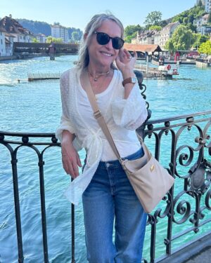 Amanda Wyss Instagram - A magical adventure. Switzerland with my family and visiting one of my dearest friends in Italy.  Planes, trains, cars, toboggans and miles and miles of walking. Some solo parts and lots of love everywhere. Grateful 💖 @lynette_reed_art @livelikealocalitaly 
#family #switzerland  #italy #bassanodelgrappa #venice #travel