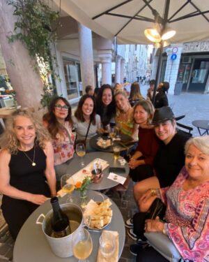 Amanda Wyss Instagram - A magical adventure. Switzerland with my family and visiting one of my dearest friends in Italy.  Planes, trains, cars, toboggans and miles and miles of walking. Some solo parts and lots of love everywhere. Grateful 💖 @lynette_reed_art @livelikealocalitaly 
#family #switzerland  #italy #bassanodelgrappa #venice #travel