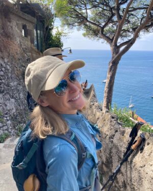 Amanda Wyss Instagram - Trekking the Amalfi Coast 🇮🇹