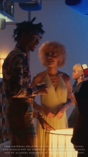 Amar Sotomayor Instagram - TBT del comercial que trabajé de @martellusa con la hermosa @janellemonae ! Agradecida siempre por las oportunidades que me regala la vida! Puerto Rico en la casa! Sueña, sueña hasta que sea verdad, Namaste y TE CALLAS!🥃🇵🇷🎥🏳️‍⚧️ #amarsotomayor #actriz #model #modelo #singer #transgender #transgenero #trans #transexual #mtf #transwoman #transpride #transmodels #transactress #puertorican #puertorico #lgbtq  #boricua #losangeles #california #fashion #translivesmatter #tbt #throwback #janellemonae #pride #pridemonth #martellusa #commercial #martellcognac