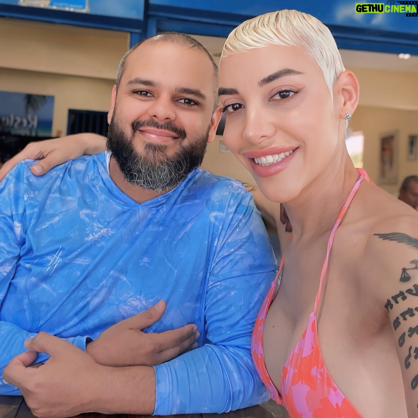 Amar Sotomayor - 3 Likes - Unas cuantas fotos de mi más reciente visita a mi casa, mi Puerto Rico adorado, mi verdadera familia, mi TODO! Les AMO con mi ser y los llevo siempre en mi corazón, see you soon, Namaste y TE CALLAS! 🇵🇷❤️🌺🌊☀️#amarsotomayor #actriz #model #modelo #singer #transgender #transgenero #trans #transexual #mtf #transwoman #transmodels #transactress #puertorican #puertorico #lgbtq #pride #blondehair #boricua #losangeles #california #love #tattoo #familia #casa #home #theresnoplacelikehome #happy #family #beach