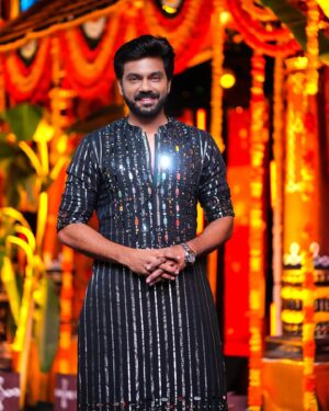 Ambati Arjun Instagram - Happy #BHOGI to all. The Bhogi festival is celebrated in honour of Lord Indra who is also known as the god of rain, farmers in the country worship Indra to receive a good harvest thereby bringing wealth and prosperity. The outfit by @labelaham
