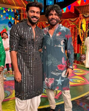 Ambati Arjun Instagram - Wishing you all a happy #sankranthi and this Sankranthi nag sir ‘NAA SAAMI RANGA’ antu hit kottesaru, watch it and celebrate the festival with a vibe #sankrathi #village #pindivantalu #kollapandalu #gangireddulu #muggulu @starmaa