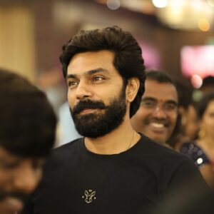 Ambati Arjun Instagram - Thank you to the gorgeous lady who captured the smile 🤗😊 @ekorphotography.  Nothing you wear is more important than your #smile.
Smile and let the #world #wonder why.
A #laugh is a smile that’s #lost #control.
Smile more, please.
Keep #Smiling. Keep #Shining.
Smiles are #free but they are #worth a lot.
Smiles that melt #hearts.
Adorable smiles for days.