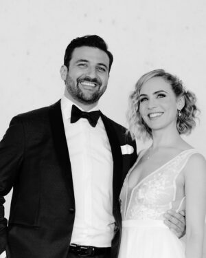 Amber Goldfarb Instagram - Not sure what I did to deserve this guy… but I thank my lucky stars every day. ✨ Happy first wedding anniversary my love. 💛💛 

Thank you @marlon.foto for capturing these precious moments, @jordanderuiter for the gorgeous custom dress, @sophiemanzerolle for the lovely hair and makeup and @marc_desparois for his colour and cut magic
#weddinganniversary #firstanniversary #anniversary #loveofmylife #wedding