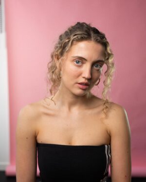 Amelia Clarkson Instagram - Loved shooting these with @patch_studio__ such a beautiful space and energy to forget about taking posey pics in ✨ thank uuu