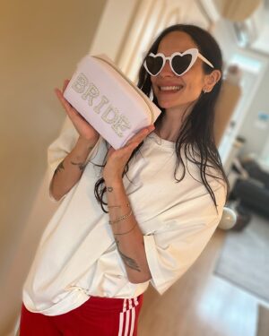 Amélie B. Simard Instagram - Journée de rêve sous la thématique de ; 
MON BACHELORETTE.👰🏻‍♀️💍🙋🏼‍♀️🙋🏻‍♀️🙋🏻‍♀️🙋🏻‍♀️ #gratitudesinfinies
@katherinecmtl @yacka_s @mariloubsim @nathaelles