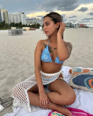 Amélie Chamberland Instagram - 