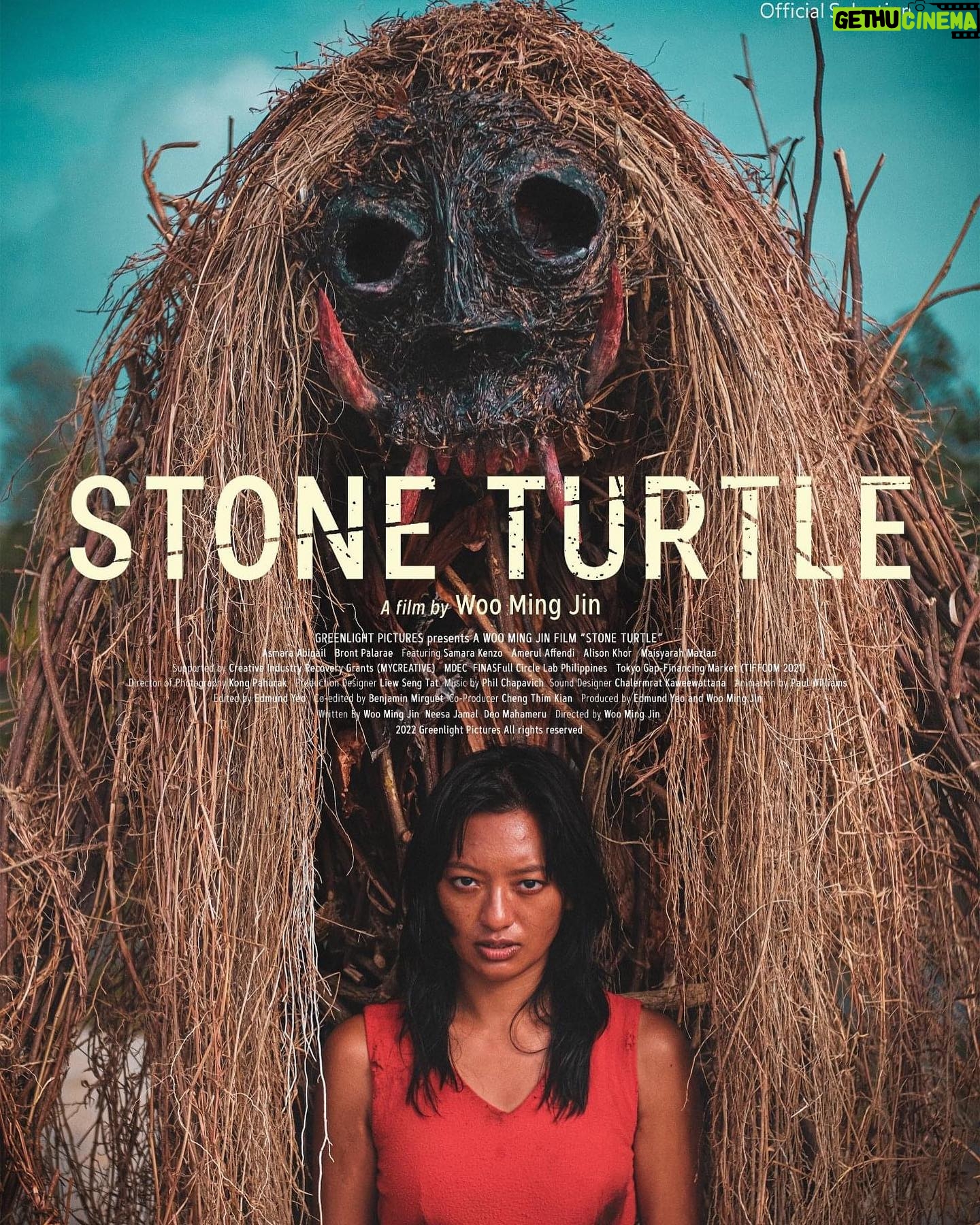 Amerul Affendi - 1.9K Likes - Alhamdulillah š¤²š½ā¤ļøš¤²š½
#StoneTurtle akan mewakili Malaysia ke Locarno Film Festival.
Terima kaseh buat Tuan Sutradara Woo Ming Jin dan Tuan Penerbit @edmundyeo kerana memberi ruang dan peluang untuk turut sama berkolaborasi dalam karya ini. Tahniah atas berita gembira ini.. Semoga beroleh kejayaan.
p/s : harapan aku untuk filem ini dapatlah @finasmalaysia memberi ruang dan peluang untuk aku ikut bersama ke festival yang akan berlangsung ini nanti. #PrebetSapu itu hari dah tak lepas sebab pandemik. Semoga doa dari kawan-kawan di sini juga dimakbulkan Tuhan. š¹
#KerjaKampung
#HobiBerlakon