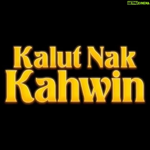 Amerul Affendi - 6.8K Likes - Kejadian gangguan bekalan air di Malaysia sudah menjadi lumrah bagi kehidupan rakyat di Malaysia..
Ada disesetengah tempat krisis air tidak pernah selesai dan tidak tahu kenapa ianya tidak boleh diselesaikan..
Semoga kehadiran filem ini dapat kita bersama-sama bergelak ketawa meringankan beban keresahan bersama menghadapi kehidupan kita rakyat marhaen yg semakin mencabar hari demi hari.
Semoga terhibur dan bermanfaat hendaknya.
@astrofirst.official
#KerjaKampung
#HobiBerlakon
