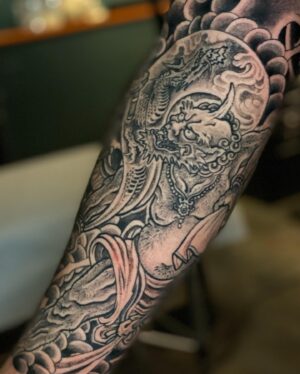 Ami James Instagram - @the_pearl_rotary @camsupply @tattoodo.app #japanesetattoos