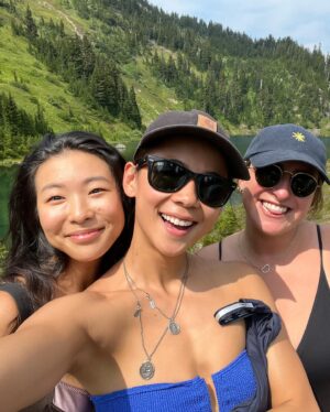 Ami Park Instagram - AUGUST ☀️ you have been the best month. What an incredible, healing, abundant and expansive time with the best souls 🌿🌷🫐

3 things that’s made this month so far 💯:

1. Nature 🌱(different hikes, camping, berry picking, etc) 
2. Amazing, aligned sisterhood 🙏🏼
3. Setting a consistent routine for myself and following through 🩵

I thought about the times in my life when I was experiencing consistent joy and abundance, and I realized these 3 examples were always a core part of it :) a little Monday reminder not bend or compromise on the things that makes us feel whole ✨