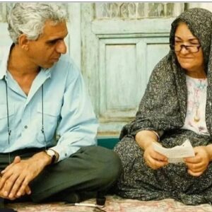 Amin Zendegani Instagram - خالق سریال تکرار نشدنی مجید استاد کیومرث پور احمد درگذشت،چگونه و چطورش به سکوت وادارمان میکند که چرا اینگونه ناباورانه و تلخ و چرااااا؟!؟!؟!
یادش تا همیشه زنده
#کیومرث_پوراحمد #سینما #کارگردان#قصه های مجید