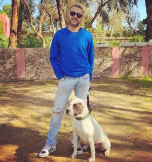 Amine Ennaji Instagram - Je soupçonne les gens qui n’aiment pas les chiens, mais je fais confiance à un chien quand il n’aime pas une personne. Bill Murray.  أشك في الأشخاص الذين لا يحبون الكلاب ، لكنني أثق في الكلب عندما لا يحب شخصا. بيل موراي