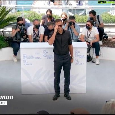 Amir Jadidi - 128.2K Likes - قهرمان
فوتوكال فستيوال كن
.
.
A hero
Photocall
Cannes Film Festival
.
.
#امیرجدیدی #امیر_جدیدی
#قهرمان
#amirjadidi #ahero #cannesfilmfestival