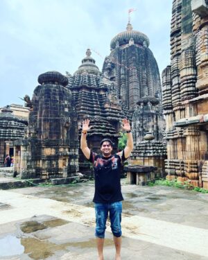 Amit Mishra Instagram - Feeling blessed at Shree Lingraj Temple Bhubaneshwar(Odisha)🙂🙏🏻
Har Har Mahadev🙌🏻
#Feelingblessed #shreelingarajtemple #bhubaneshwar #Odisha #AmitMishra