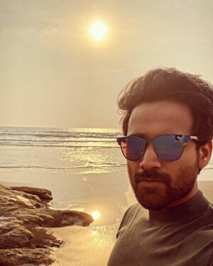 Amitash Pradhan Instagram - Solo Vibing ain’t that bad. 
#GOA liberation :) swipe… 

#photodump #goadiaries #solotravel #vibecheck #love 
#thalassa #antares #olive