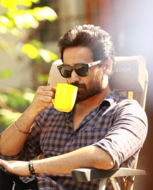 Amitash Pradhan Instagram - Someone once said find something you love doing and you won’t work a day in your life :)
#ilovemywork

#tamilcinema #shooting #workinprogress #onsets #workmode