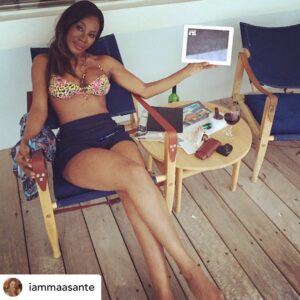 Amma Asante Instagram - Today’s Facebook and IG memory…relaxing during the Miami International Film Fest in 2015 🌞😎

Posted @withregram • @iammaasante Catching up with work from Miami is....so tough!