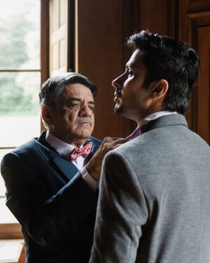 Amol Parashar Instagram - Gentle men make gentlemen 🎀
Happy Fathers’ Day @jitenderparasar ❤️❤️