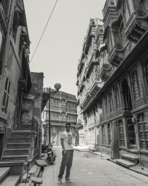Amol Parashar Instagram - A day in Bikaner ☀️ 

with 📸 @muukuul_