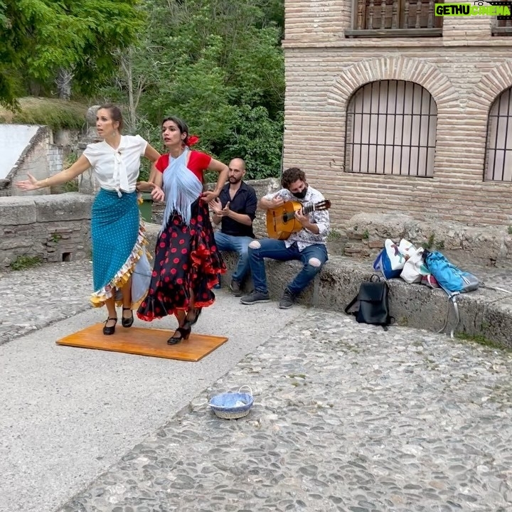Amr Waked - 1.5K Likes - Olé #granada!
