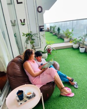 Amrapali Gupta Instagram - Before heading towards my work I tried to spend some time with my son/cutie/life/gudda baccha❤️