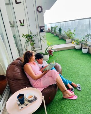 Amrapali Gupta Instagram - Before heading towards my work I tried to spend some time with my son/cutie/life/gudda baccha❤️