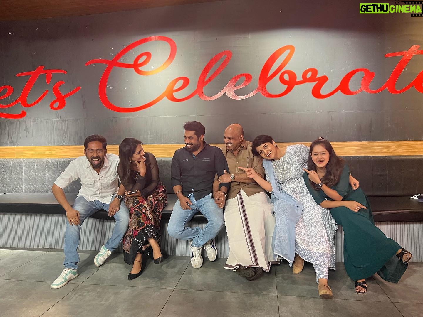Amritha Menon - 862 Likes - Ennalumentealiyaā¤ļø#sundayfunday #ennalumentealiya #moviepromotion #happinessoverloadedš #dreamcometrue