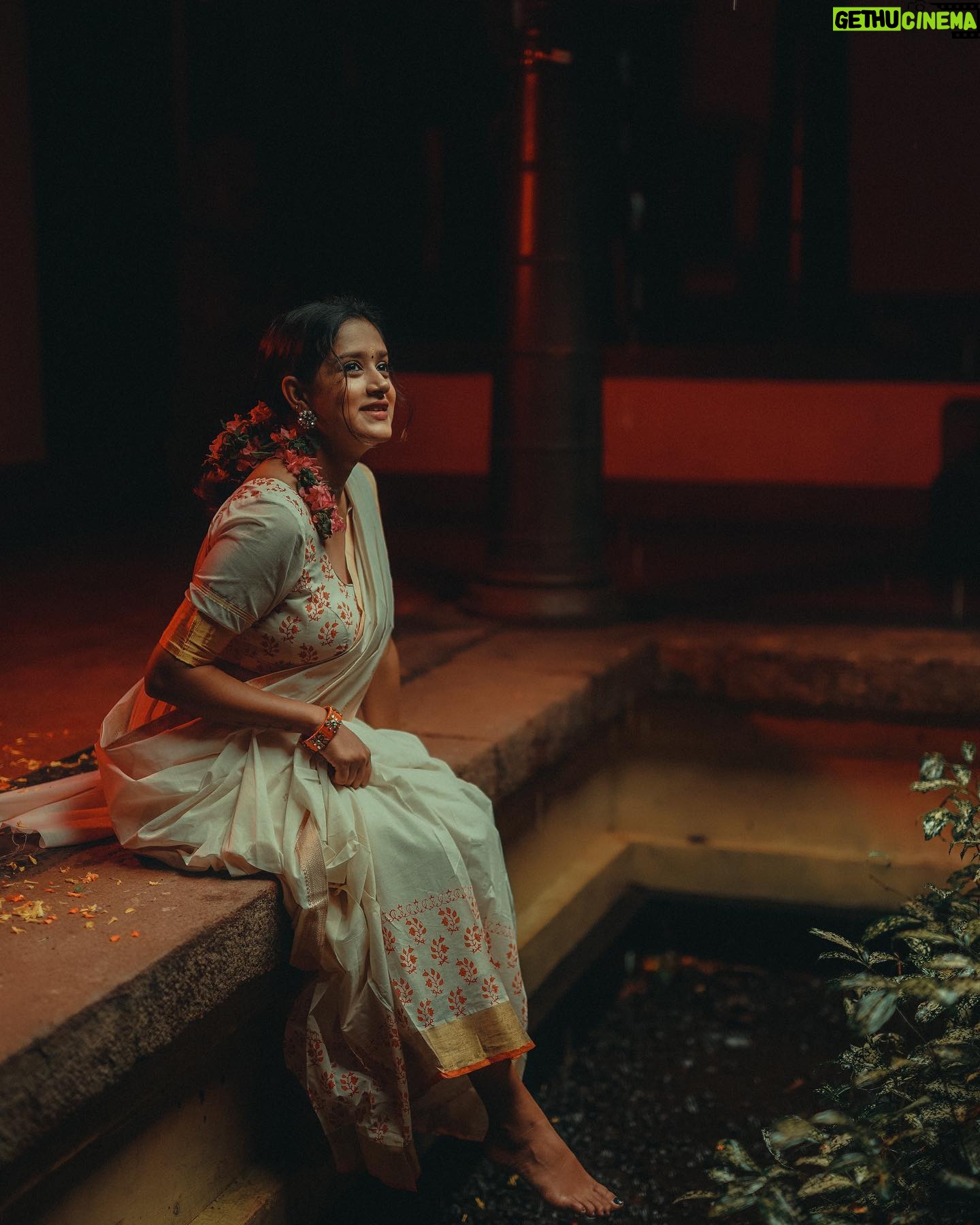 Amritha Menon - 703 Likes - š¼Onam Seriesš¼ šø: @nikjohnjo Costume: @iamamrithamenon #onam #kerala #onamcelebration #keralagram #onamspecial #happyonam #india #malayali #instagram #keralasaree #keralatourism #mallu #photography #malayalam #kochi #keralafood #keralagodsowncountry #onamsaree #festival #love #saree #onamfestival #instagood #onamvibes #traditional #bhfyp #onlineshopping #keralam #fashion #keralaattraction