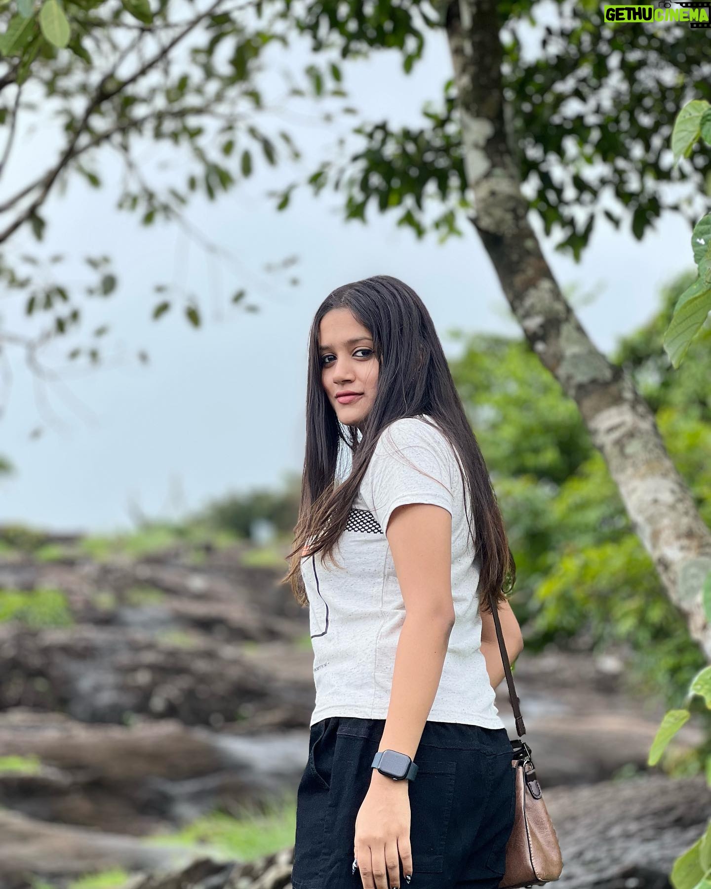 Amritha Menon - 847 Likes - ā..The joy of discovery..āāØ
šø: @thakdeer_muhammed
#wanderlust #travel #travelgram #travelphotography #nature #photography #instatravel #adventure #photooftheday #explore #travelblogger #instagood #naturephotography #landscape #ig #love #picoftheday #hiking #mountains #traveltheworld #vacation #beautifuldestinations #travelling #traveling #beautiful #trip #landscapephotography #instagram #naturelovers #sunset