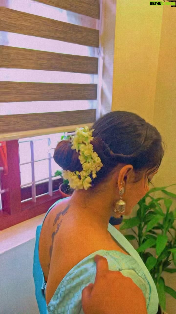 Amritha Menon - 618 Likes - āØāØ All credits: @_nayana_narayanan_ #mumbai #saree #sareelove #classy #sareepact #fashion #indianwear #sarees #indianfashion #india