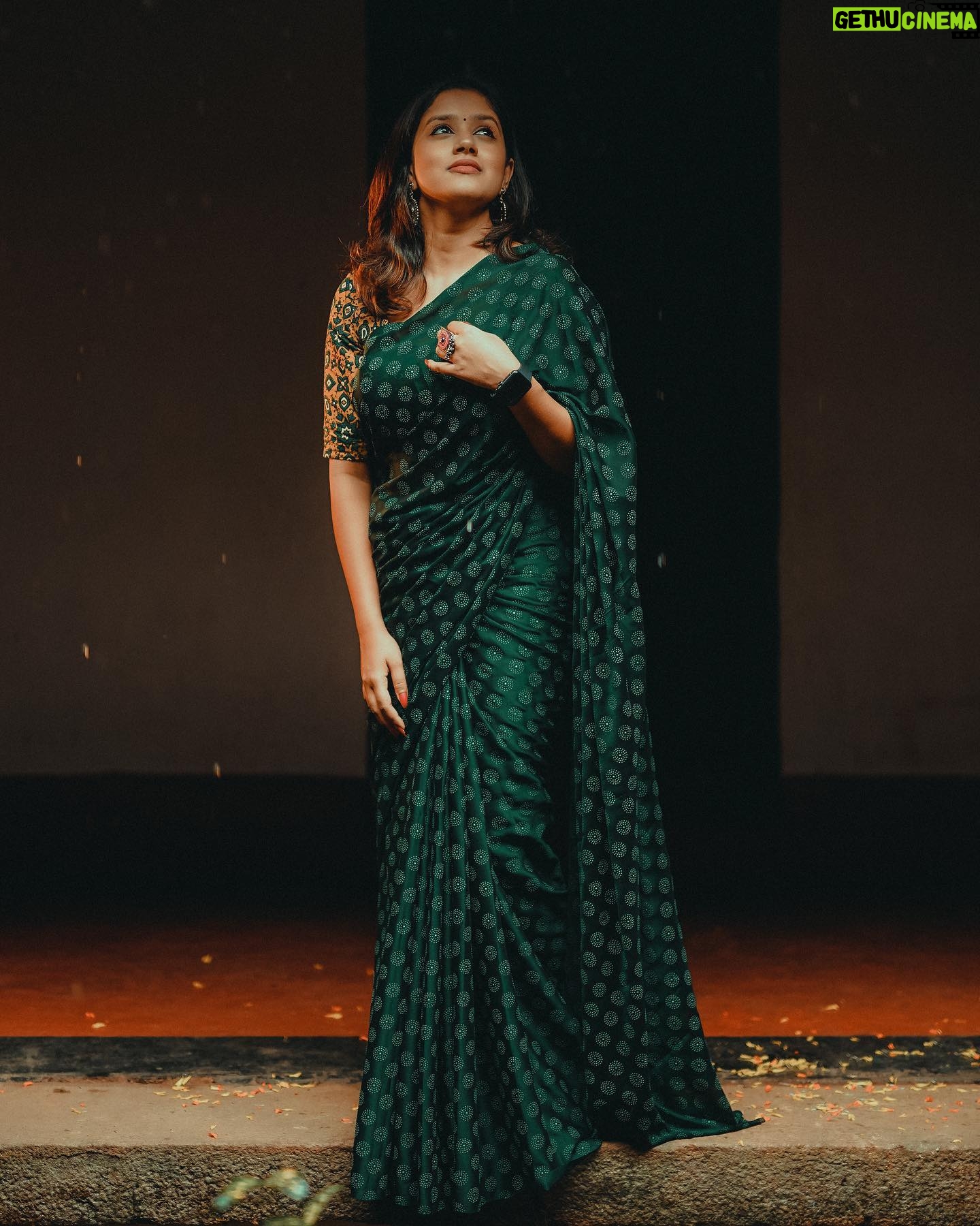 Amritha Menon - 635 Likes - āā¦Rain makes everything beautiful..ā
šø: @nikjohnjo #rainyday #rain #nature #photography #naturephotography #photooftheday #love #rainy #instagood #clouds #raindrops #instagram #raining #rainydays #picoftheday #ig #travel #sky #weather #rainbow #autumn #instadaily #naturelovers #photo #monsoon #rainyweather #beautiful #cloudy #india #follow