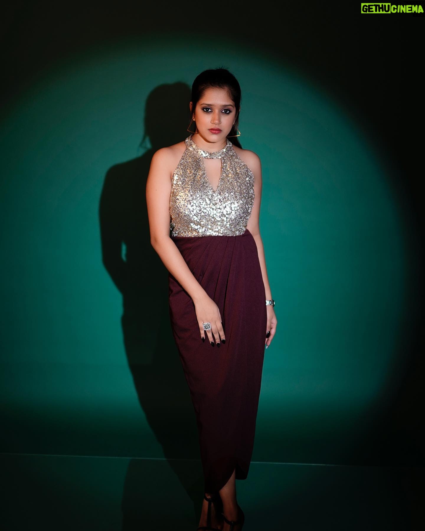 Amritha Menon - 713 Likes - āā¦Less bitter more glitterāØ..ā
šø: @c_apt_ure_man
#glitter #nails #makeup #nailart #beauty #love #handmade #fashion #makeupartist #sparkle #glitternails #art #nailsofinstagram #mua #smallbusiness #eyeshadow #lashes #pink #u #beautiful #glittermakeup #gelnails #resin #manicure #resinart #glam #instagood #gel #acrylicnails #cute