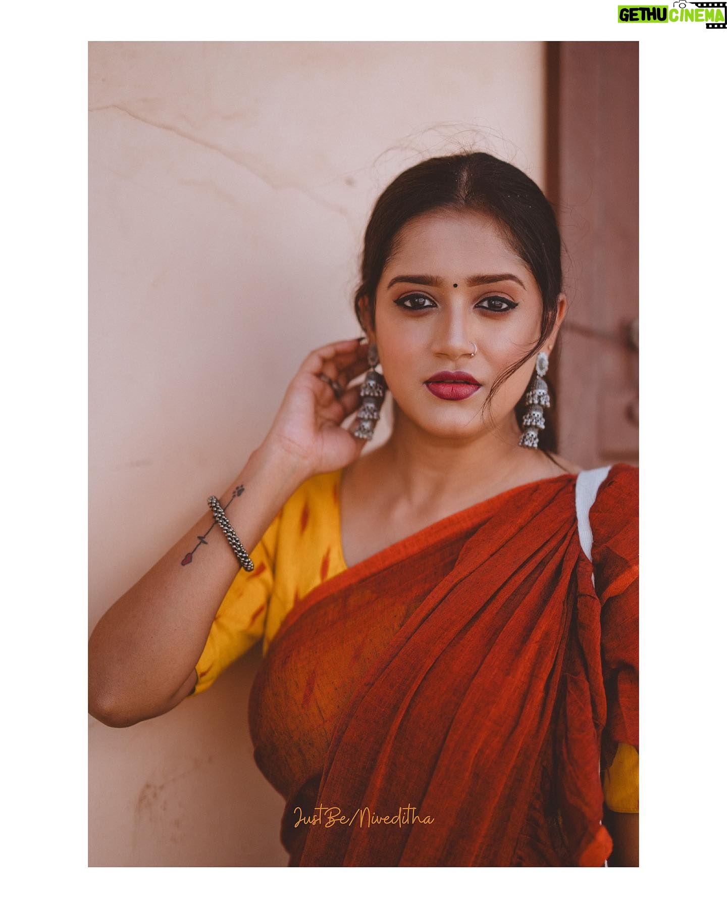 Amritha Menon - 612 Likes - ā ą¦¶ą¦¾ą§ą¦æ ą¦¶ą¦¹ą¦°ą§ą¦° ą¦ą¦¤ą¦æą¦®ą¦Æą¦¼ ą¦ą§ą¦¬ą¦Øą§ą¦° ą¦®ą¦§ą§ą¦Æą§ ą¦ą§ą¦²ą§ą„¤ā
Mua : @_a.more__
#bengaliactress #bengal #saree #streetphotography #beautiful