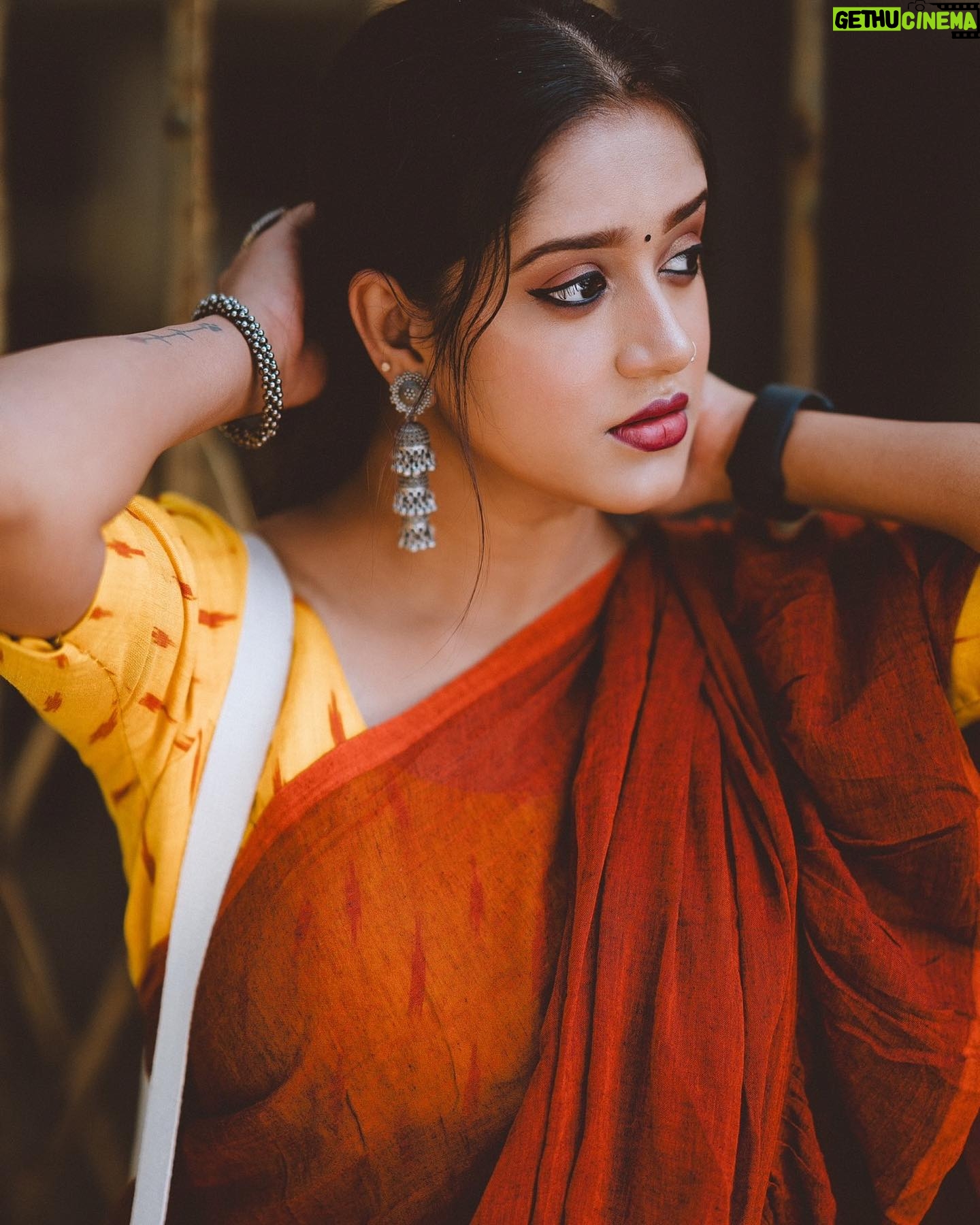 Amritha Menon - 612 Likes - ā ą¦¶ą¦¾ą§ą¦æ ą¦¶ą¦¹ą¦°ą§ą¦° ą¦ą¦¤ą¦æą¦®ą¦Æą¦¼ ą¦ą§ą¦¬ą¦Øą§ą¦° ą¦®ą¦§ą§ą¦Æą§ ą¦ą§ą¦²ą§ą„¤ā
Mua : @_a.more__
#bengaliactress #bengal #saree #streetphotography #beautiful