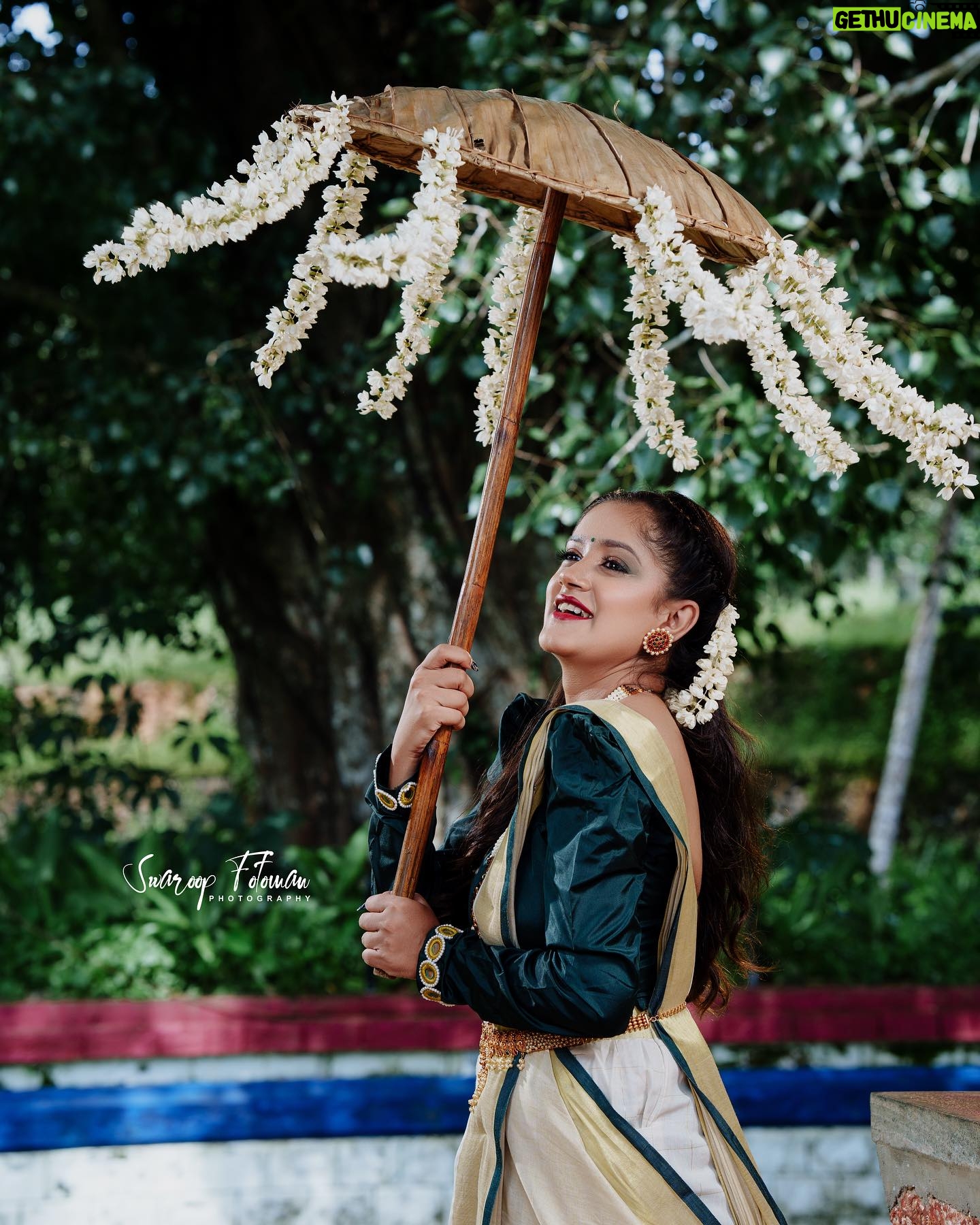 Amritha Menon - 574 Likes - šø: @swaroop_foto_man
Mua: @_a.more__
Costume designing & Styling: @ashi_ashz
Retouch: @soulads_photography
Jewellery: @alameen_fashion_jewels
#onam #kerala #onamcelebration #keralagram #onamspecial #happyonam #india #malayali #instagram #keralasaree #keralatourism #mallu #photography #malayalam #kochi #keralafood #keralagodsowncountry #onamsaree #festival #love #saree #onamfestival #instagood #onamvibes #traditional #bhfyp #onlineshopping #keralam #fashion #keralaattraction