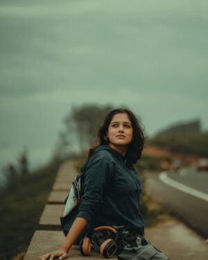 Amritha  Menon Instagram - “..I love to travel,but hate to arrive..”
📸: @nikjohnjo 

#travellover #travel #travelphotography #travelgram #travelblogger #travelling #traveltheworld #nature #photography #traveladdict #wanderlust #traveling #traveller #travellife #instatravel #traveler #trip #naturephotography #ig #photooftheday #instagood #landscape #travelphoto #picoftheday #adventure #travelholic #explore #beautifuldestinations #love #travelgirl