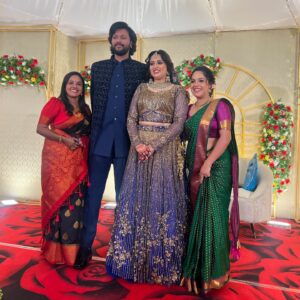 Amrutha Nair Instagram - Best wishes on this wonderful journey Aishuttaaa😘🤍🫂 @aiswaryarajeev_official @ambily__nair

Ma beautiful saree @gsensemble_official