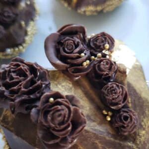 Amy Bouzaglo Instagram - Filled #breakableheart #chocolate #toffee #marshmallow #Valentines