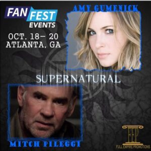 Amy Gumenick Instagram - It’s a daddy/ daughter date! 😋 @heroesfanfest @fanfestnews @mitchpileggi2 #Atlanta #Supernatural #spnfamily #familybusiness