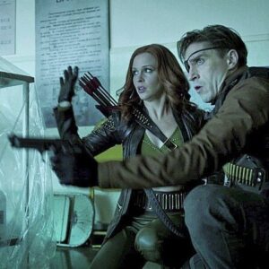 Amy Gumenick Instagram - “Love is a bullet to the brain...or an arrow to the heart.” 💔Join the reunion, TOMORROW. Link in bio. @galaxyconlive @cw_arrow #cupid #deadshot #trueloveneverdies #productionstill