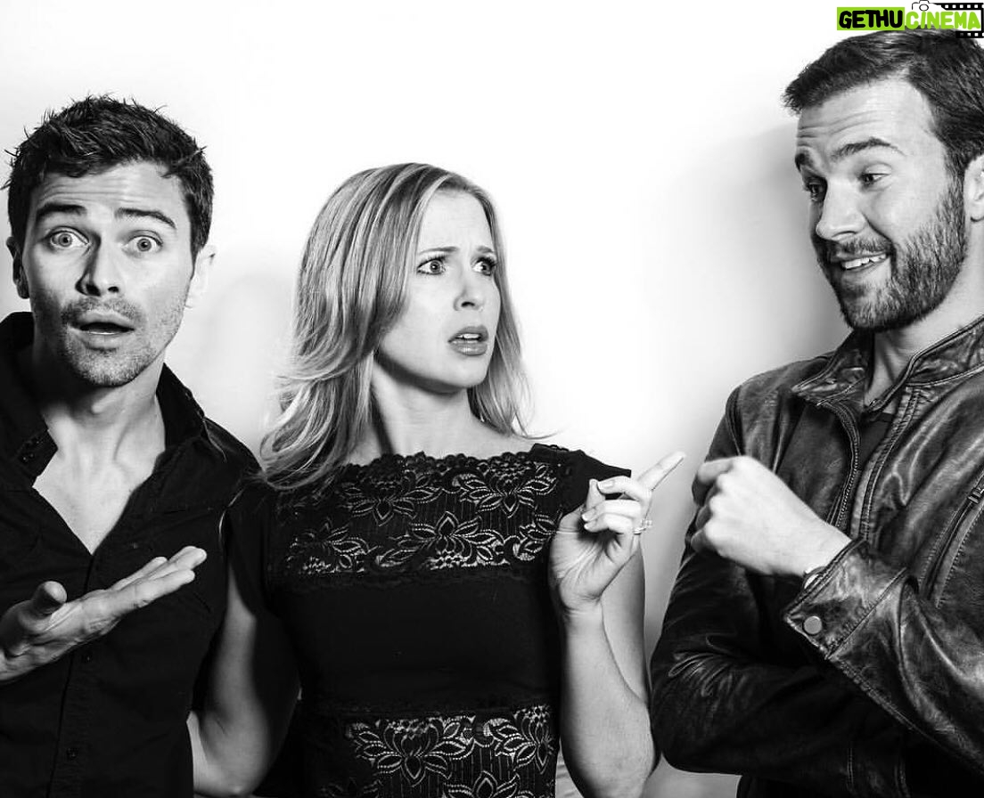 Amy Gumenick - 1.5K Likes - You think YOUR family is complicated?! 🤯 @thephotocouk @cw_supernatural @mattcohen4real @gilmckinney #throwbackthursday #spnfamily #supernatural #reminiscing #familybuisness #reunion #tbt
