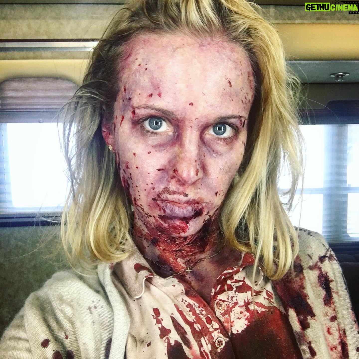 Amy Gumenick - 1.5K Likes - 2020. 😳 #wearamask #newyearnewyou #apocalypse #survivor #selfie #bts #flashback @birdboxmovie