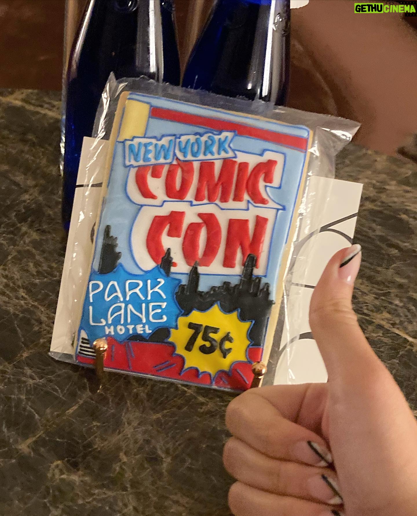 Amy L. Workman - 5.6K Likes - - thank you @stylisttyronmayes for not letting me go on stage dressed as spiderman
- thank you @vincemattis for being as nervous as I was
- THANK YOU NEW YORK COMIC CON