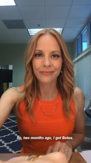 Amy Paffrath Instagram - Just finished reading #anxiousgeneration by @jonathanhaidt and this is my attempt to be the change I wish to see in the world. We're all affected by what we see on this platform whether we realize it or not. The filtered faces stick with us on a subconscious level. I first tried Botox before my wedding and did it twice after that over a 10 year period. The main reason, I'm frugal and maintaining this high standard of beauty gets expensive. I decided to try it again in March and frankly, it didn't leave me feeling too good about myself. So, I'm sticking to monthly facials and maybe a super light touch in my 11's from now on. To each their own. Just want all the young minds scrolling an endless feed of tight skin to understand its totally okay to age. Take some of the pressure off yourself to be perfect and instead focus on feeling good inside no matter what the outside looks like. 

Love y'all ✌🏻💉👎🏻🙅🏻‍♀️

#botox #dysport #beauty #aging #women #40andfabulous